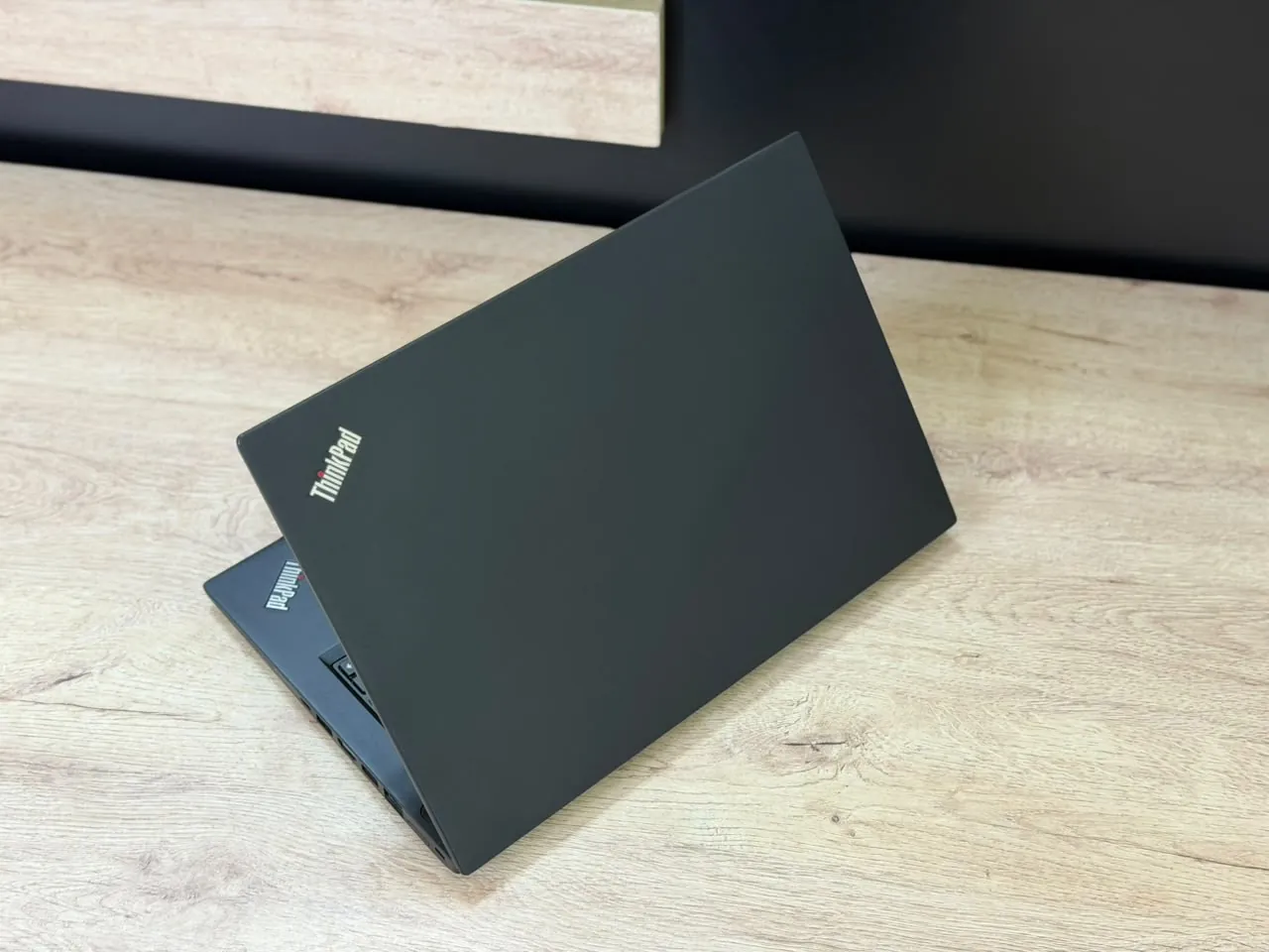 Lenovo ThinkPad T470s — şəkil 4