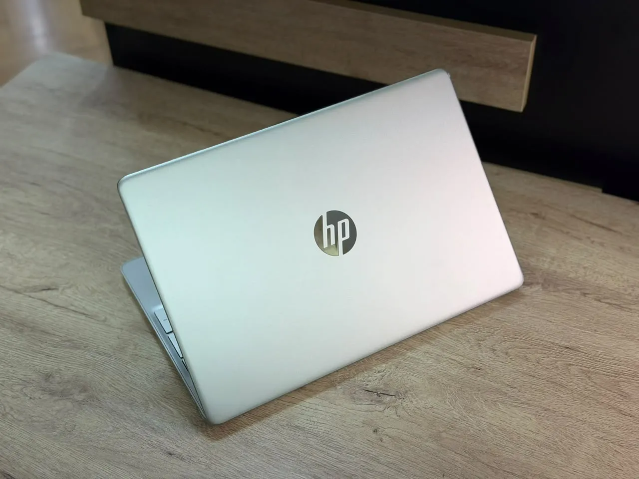 HP Core i3 noutbuk — şəkil 4