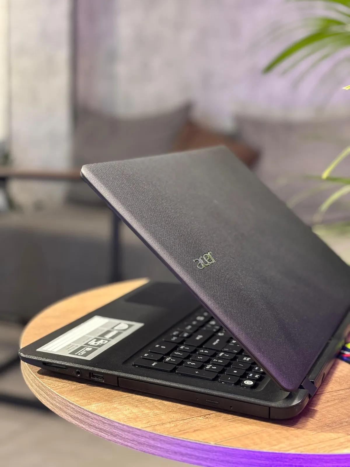 Acer Aspire ES1-572 — şəkil 5