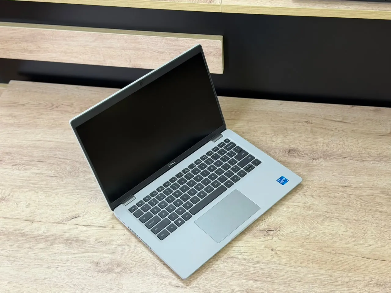 Dell Core i5 noutbuk 14" — şəkil 3